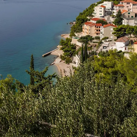 With Parking Space Mimice, Omis - 11045 Appartement